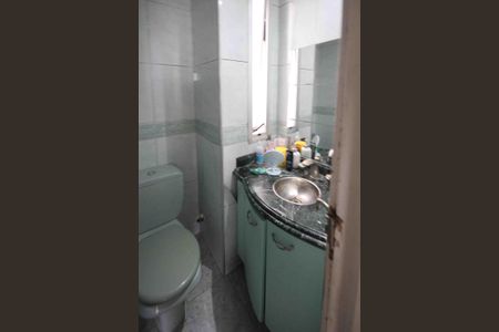 Apartamento à venda com 65m², 3 quartos e 1 vaga Apartamento à venda com 65m², 3 quartos e 1 vagaBanheiro