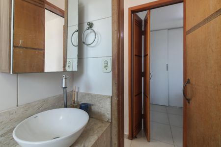 Apartamento à venda com 50m², 2 quartos e 1 vagaBanheiro 