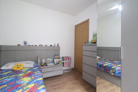 Apartamento para alugar com 67m², 2 quartos e 1 vagaQuarto 01