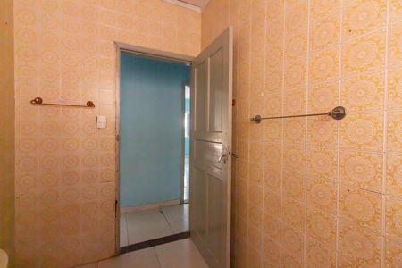 Casa para alugar com 120m², 2 quartos e 1 vaga Casa para alugar com 120m², 2 quartos e 1 vagaBanheiro