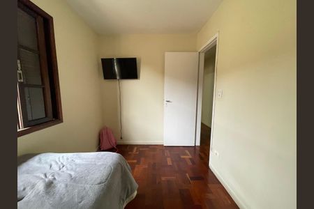 Casa à venda com 125m², 5 quartos e 2 vagasQuarto 2