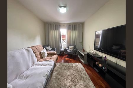 Casa à venda com 125m², 5 quartos e 2 vagasSala