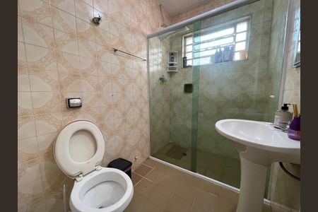 Casa à venda com 125m², 5 quartos e 2 vagasBanheiro 1