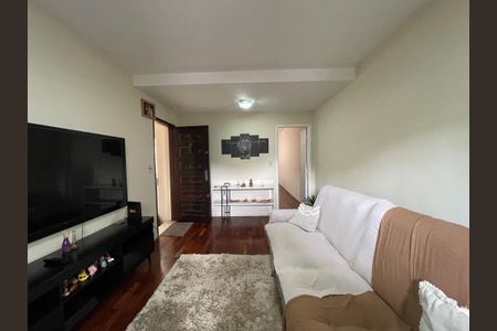 Casa à venda com 125m², 5 quartos e 2 vagasSala