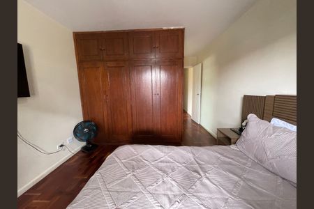 Casa à venda com 125m², 5 quartos e 2 vagasSuíte 