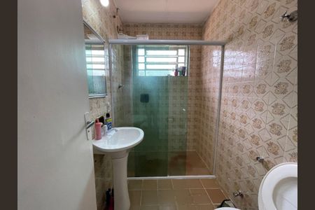 Casa à venda com 125m², 5 quartos e 2 vagasBanheiro 2