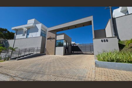 Casa de Condomínio à venda com 3 quartos, 360m² em Vale dos Sonhos, Lagoa Santa