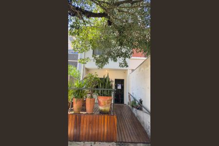 Casa à venda com 120m², 4 quartos e sem vagaFachada