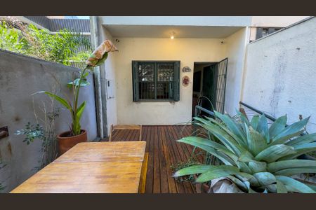 Casa à venda com 120m², 4 quartos e sem vagaÁrea comum