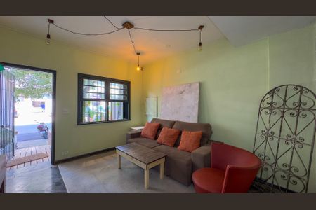 Casa à venda com 120m², 4 quartos e sem vagaSala