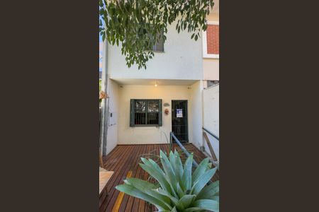 Casa à venda com 120m², 4 quartos e sem vagaFachada