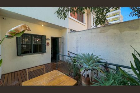 Casa à venda com 120m², 4 quartos e sem vagaÁrea comum