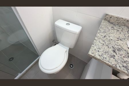 Apartamento para alugar com 37m², 2 quartos e sem vagaBanheiro
