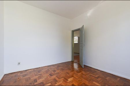 Quarto 1 de casa para alugar com 3 quartos, 160m² em Sagrada Família, Belo Horizonte