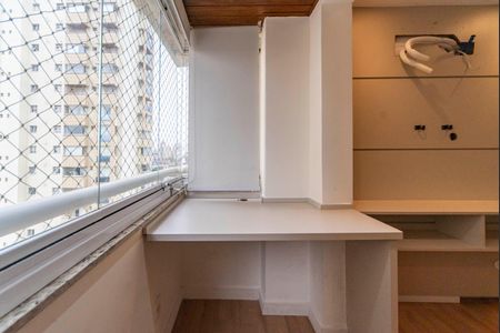 Apartamento à venda com 128m², 3 quartos e 2 vagasVaranda do Quarto 1