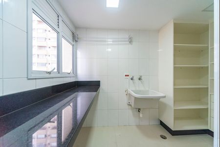 Apartamento à venda com 128m², 3 quartos e 2 vagasÁrea de Serviço