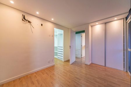 Apartamento à venda com 128m², 3 quartos e 2 vagasQuarto 2
