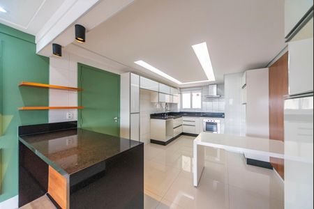 Apartamento à venda com 128m², 3 quartos e 2 vagasCozinha