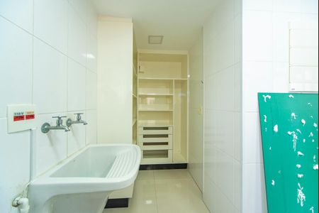 Apartamento à venda com 128m², 3 quartos e 2 vagasÁrea de Serviço