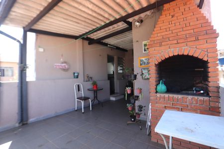 Casa à venda com 174m², 6 quartos e 2 vagasQuintal - Casa 1