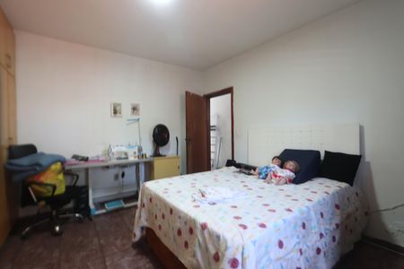 Casa à venda com 174m², 6 quartos e 2 vagasQuarto 1 - Casa 3