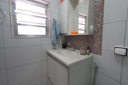 Casa à venda com 174m², 6 quartos e 2 vagasBanheiro - Casa 3