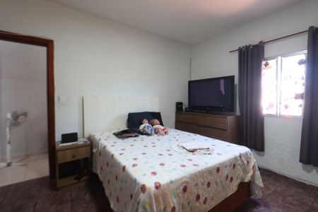 Casa à venda com 174m², 6 quartos e 2 vagasQuarto 1 - Casa 3