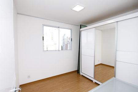 Apartamento à venda com 46m², 2 quartos e 1 vagaQuarto 1