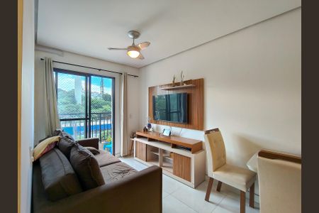 Apartamento à venda com 62m², 2 quartos e 1 vagaSala