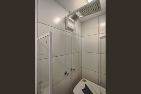Apartamento à venda com 62m², 2 quartos e 1 vagaBanheiro Corredor
