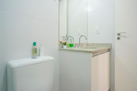 Apartamento à venda com 65m², 2 quartos e 1 vagaBanheiro da suíte