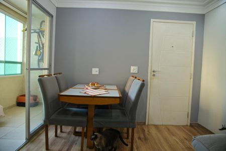 Apartamento à venda com 68m², 3 quartos e 1 vagaSala