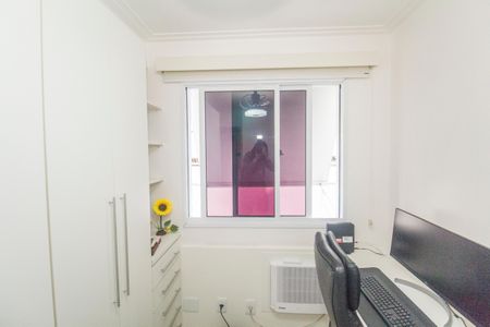 Apartamento à venda com 75m², 3 quartos e 1 vagaEscritório
