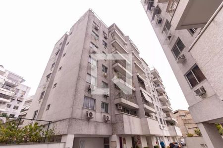 Apartamento à venda com 75m², 3 quartos e 1 vagaFachada