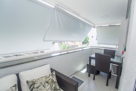 Apartamento à venda com 75m², 3 quartos e 1 vagaSala