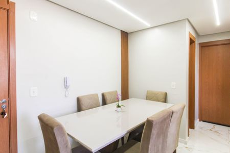 Apartamento à venda com 54m², 2 quartos e 1 vaga Apartamento à venda com 54m², 2 quartos e 1 vagaSala/Cozinha