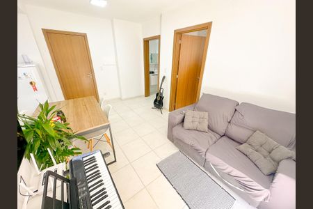 Sala de TV de apartamento para alugar com 1 quarto, 40m² em Vargem do Bom Jesus, Florianópolis