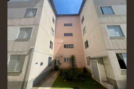 Apartamento para alugar com 47m², 2 quartos e 1 vaga Apartamento para alugar com 47m², 2 quartos e 1 vagaFachada do bloco