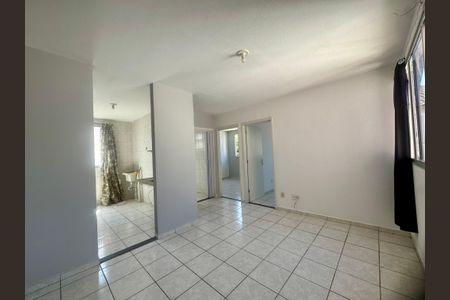 Apartamento para alugar com 47m², 2 quartos e 1 vaga Apartamento para alugar com 47m², 2 quartos e 1 vagaSala