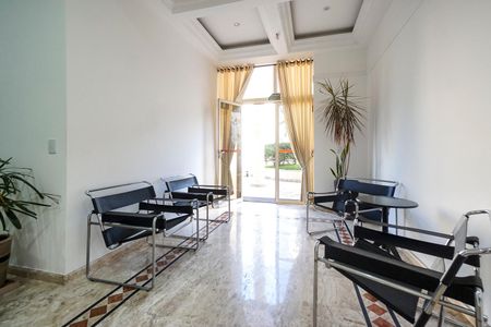 Apartamento à venda com 92m², 3 quartos e 2 vagas Apartamento à venda com 92m², 3 quartos e 2 vagasHall social