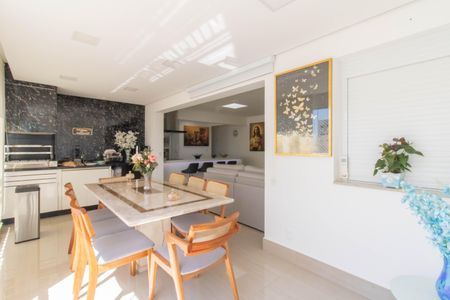 Apartamento à venda com 116m², 2 quartos e 2 vagasVaranda Gourmet 