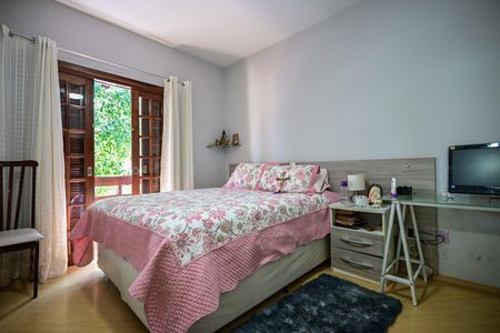 Casa à venda com 101m², 3 quartos e 2 vagasSuíte