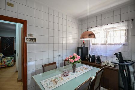Casa à venda com 101m², 3 quartos e 2 vagasCozinha