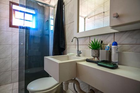 Casa à venda com 101m², 3 quartos e 2 vagasBanheiro