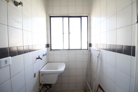 Apartamento para alugar com 50m², 2 quartos e 1 vaga Apartamento para alugar com 50m², 2 quartos e 1 vagaCozinha e Área de Serviço