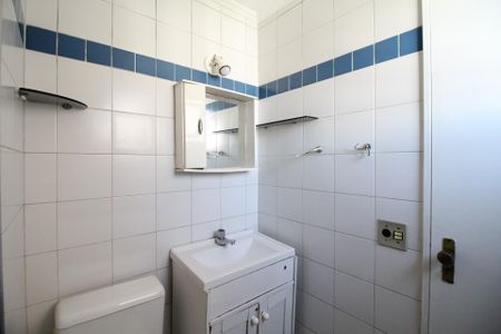 Apartamento para alugar com 50m², 2 quartos e 1 vaga Apartamento para alugar com 50m², 2 quartos e 1 vagaBanheiro
