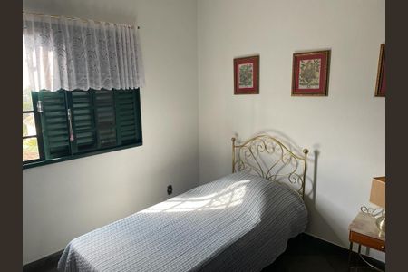 Casa à venda com 522m², 6 quartos e 4 vagasQuarto