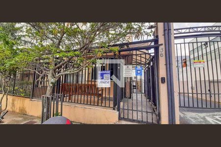 Apartamento para alugar com 46m², 2 quartos e 1 vaga Apartamento para alugar com 46m², 2 quartos e 1 vagaFachada