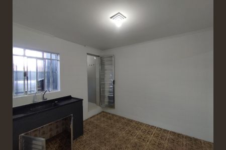 Casa para alugar com 48m², 1 quarto e sem vaga Casa para alugar com 48m², 1 quarto e sem vagaCozinha - Torneira