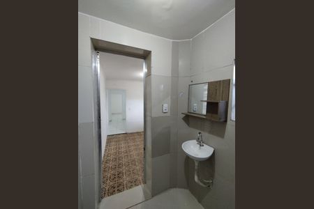 Banheiro - torneira de casa para alugar com 1 quarto, 48m² em Jardim Climax, São Paulo